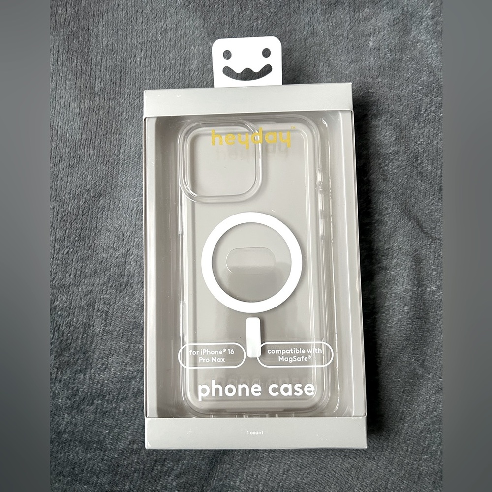 heyday | Apple iPhone 16 Pro Max Case for MagSafe | Clear